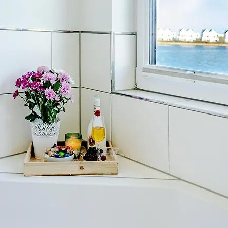 Nyaraló Ferienhaus-am-meer-by-seeblick-ferien-oro-direkte-wasserlage-sauna-kamin *