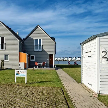 Ferienhaus-am-meer-by-seeblick-ferien-oro-direkte-wasserlage-sauna-kamin 別荘 オルペニッツ