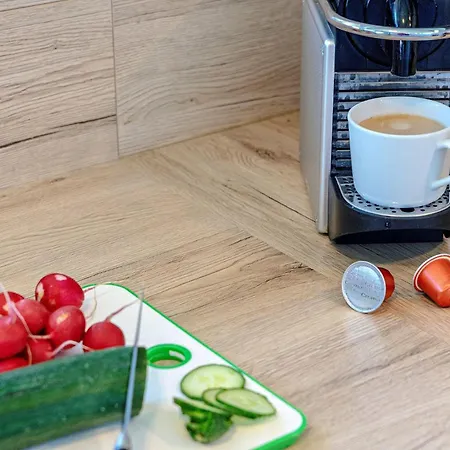 Ferienhaus-am-meer-by-seeblick-ferien-oro-direkte-wasserlage-sauna-kamin Olpenitz